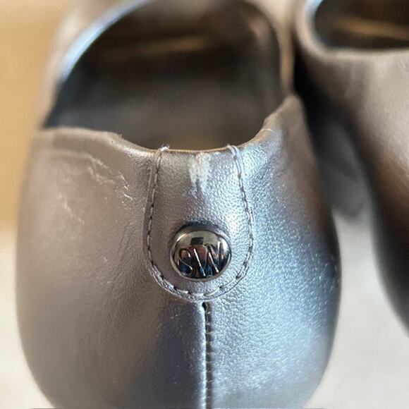 Stuart Weitzman Leather Silver Metallic Peep-Toe Heels – Size 7 Made is Spain - Picture 7 of 15